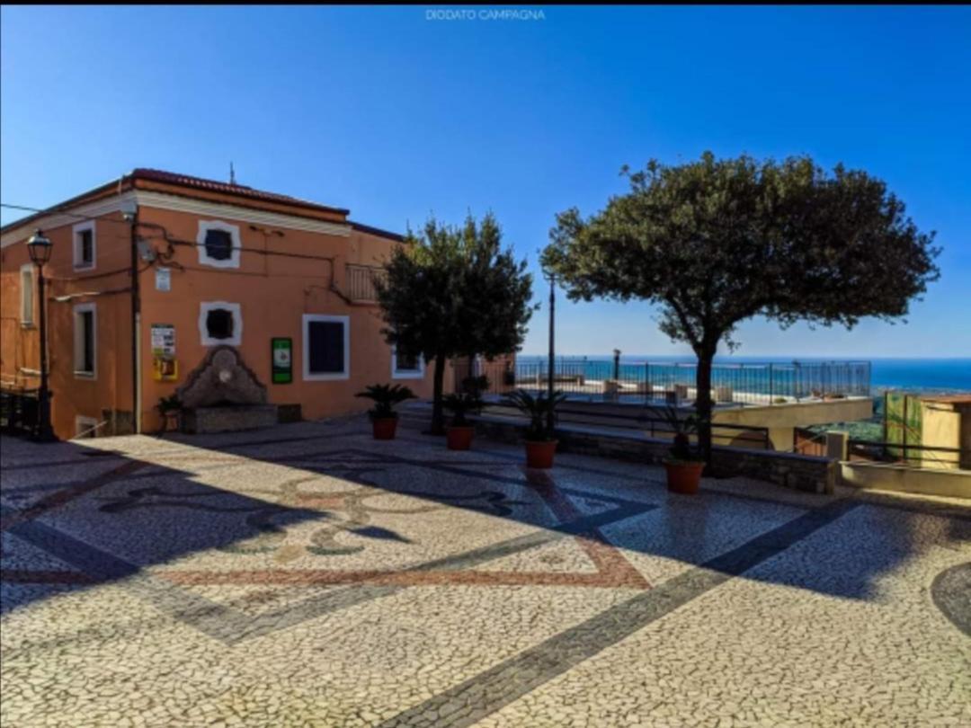 مبيت وإفطار Santa Domenica Talao La Rocca Dei Borboni المظهر الخارجي الصورة
