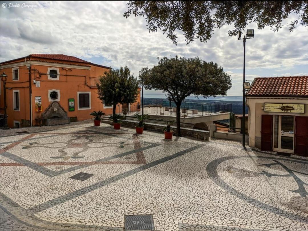 مبيت وإفطار Santa Domenica Talao La Rocca Dei Borboni المظهر الخارجي الصورة