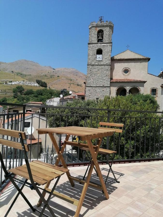 مبيت وإفطار Santa Domenica Talao La Rocca Dei Borboni المظهر الخارجي الصورة